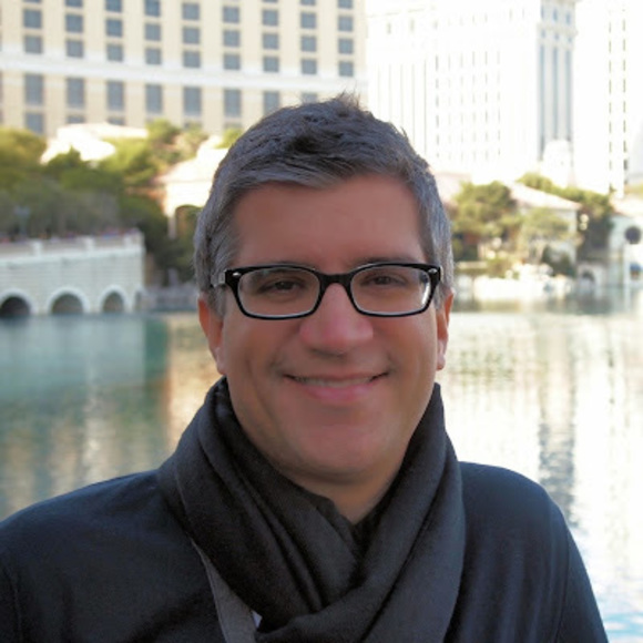 Profile Picture of Alex Rivero (@arivero1973) on Poshmark