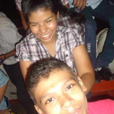 Profile Picture of Loren Reyes (@lorenreyes19) on Twitter