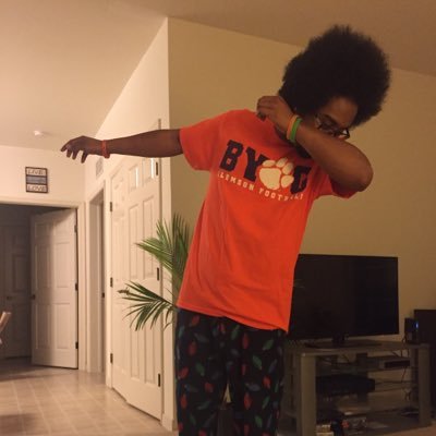 Profile Picture of Terry Booth (@AfroThunder0387) on Twitter