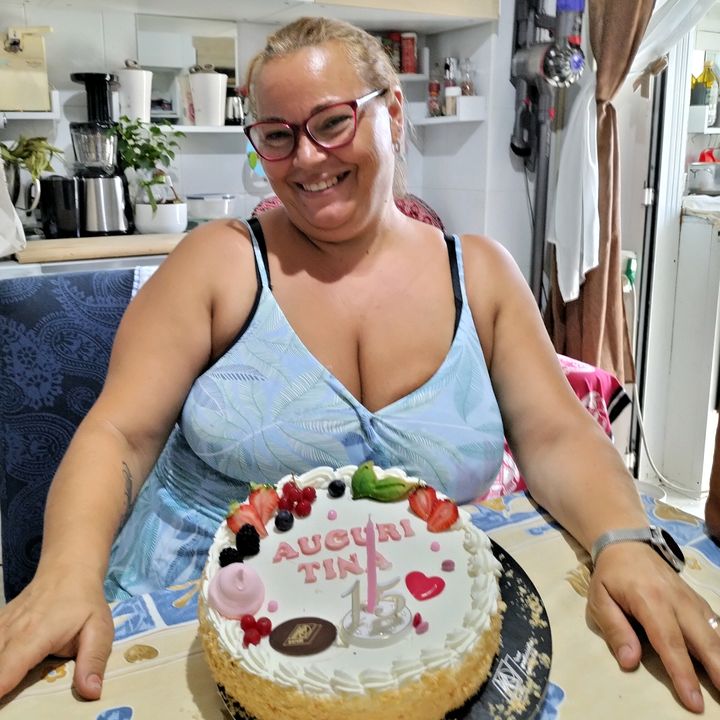 Profile Picture of Tina Sole (@tinasole71) on Tiktok