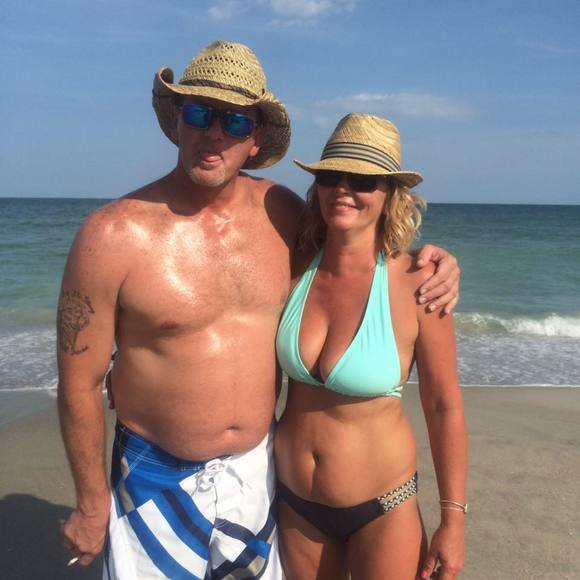 Profile Picture of Chris Alley (@chrisrayalley) on Poshmark