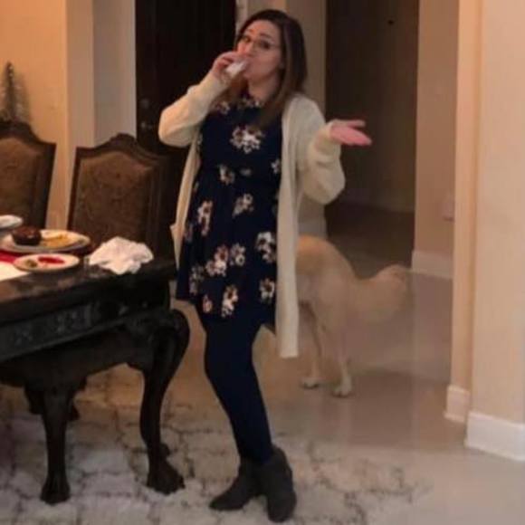 Profile Picture of Brynn Titone (@brynnalana) on Poshmark