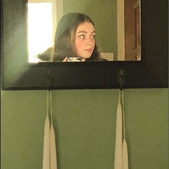 Profile Picture of Sierra Parady (@sierra_parady) on Poshmark