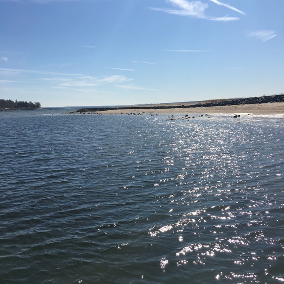 Profile Picture of Erin Fennessy (@efennessy0420) on Poshmark