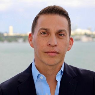 Profile Picture of Manuel Bojorquez (@bojorqueztv) on Instagram