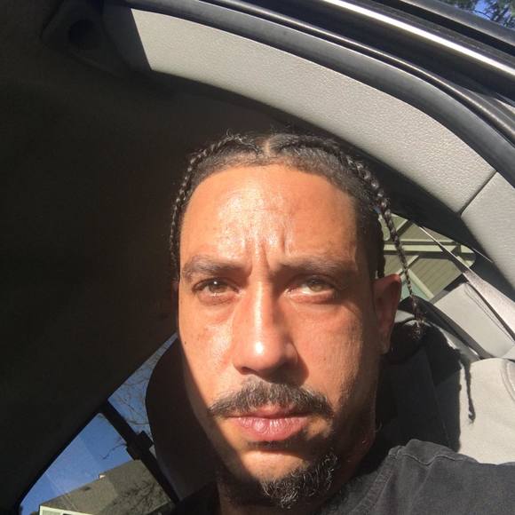 Profile Picture of Omar Lewis (@omarlewis529) on Poshmark