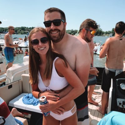 Profile Picture of Taylor Farrell (@TFarrell12) on Twitter