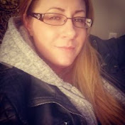 Profile Picture of Laura Crandall (@LauraCrandall) on Youtube