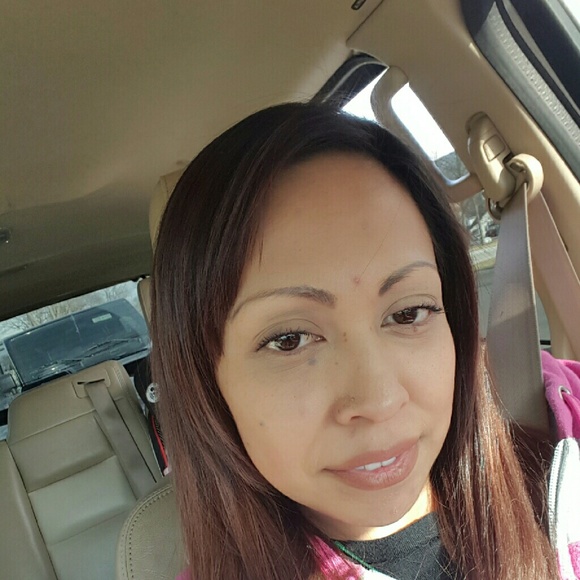 Profile Picture of Miriam Barrera (@santana0418) on Poshmark