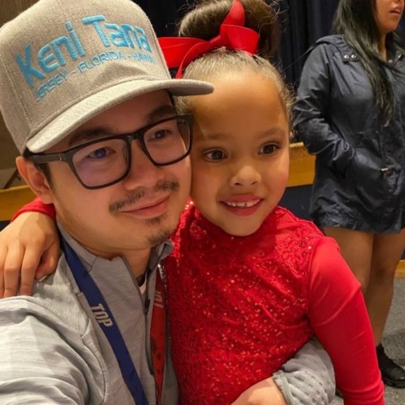 Profile Picture of Joel Tayag (@joeltayag) on Poshmark