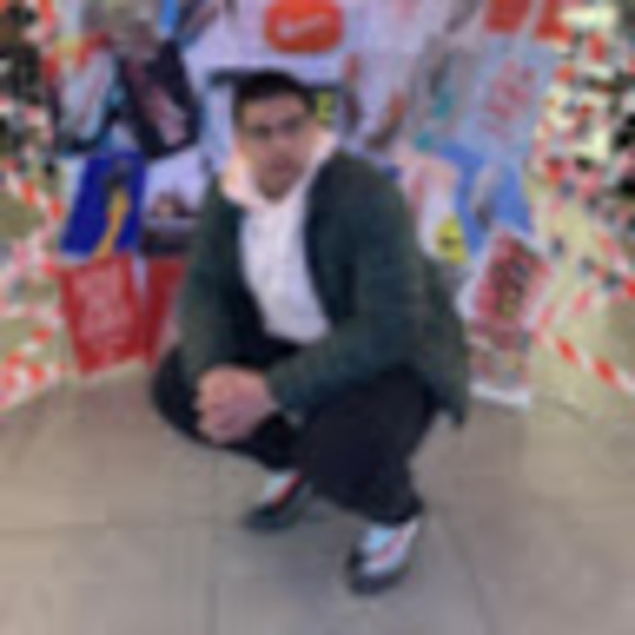 Profile Picture of Abel Gonzalez (@abngonz23) on Poshmark