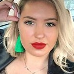 Profile Picture of Julia Doronina (@juliafurry) on Instagram