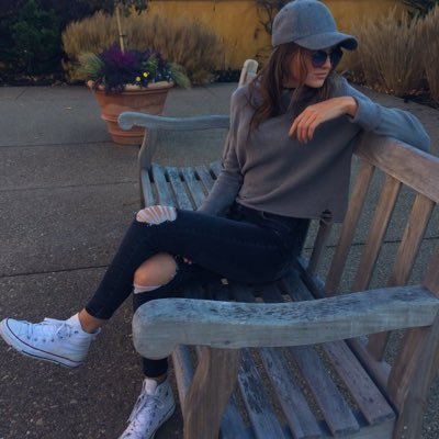 Profile Picture of Hannah England (@hannahh_england) on Twitter