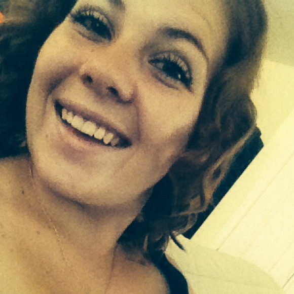Profile Picture of Brianna Manning (@briannamanning) on Poshmark