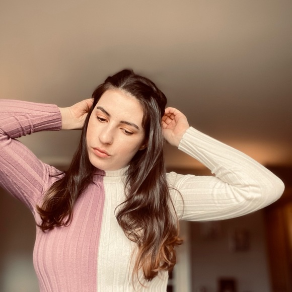 Profile Picture of Rose Dowling (@rosiedow6) on Poshmark