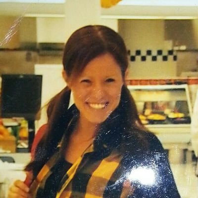 Profile Picture of Teresa Huston (@tmae41083) on Twitter