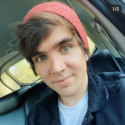 Profile Picture of ➵🅡🅘🅩🅩🅐❥ ␌ (@XxRiizzaxX) on Twitter