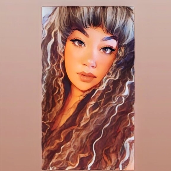 Profile Picture of Monique Beauchamp (@moniby90) on Poshmark