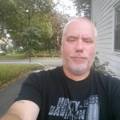 Profile Picture of James Britt (@jim49er) on Twitter