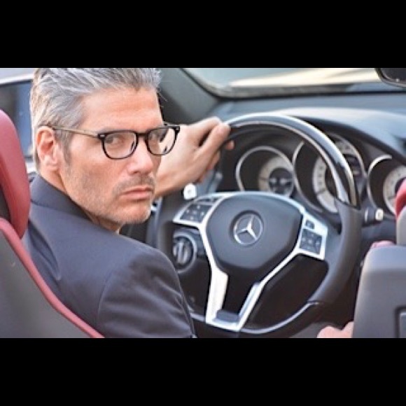 Paulo Gorsse - Poshmark Profile Picture of Paulo Gorsse (@paulola) on Poshmark