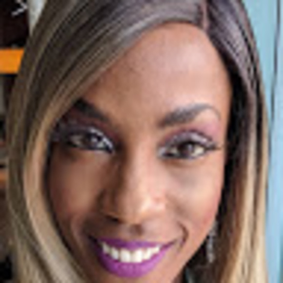 Profile Picture of Kim Lewis mendes (@kimmendes1973) on Poshmark