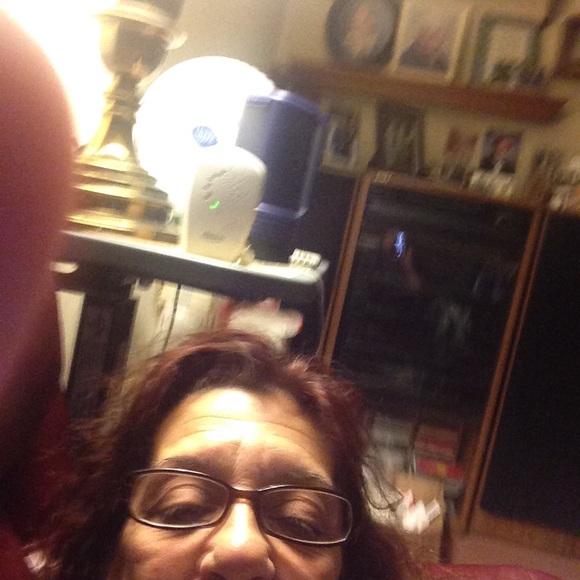 Profile Picture of Barbara Quant (@quabar) on Poshmark
