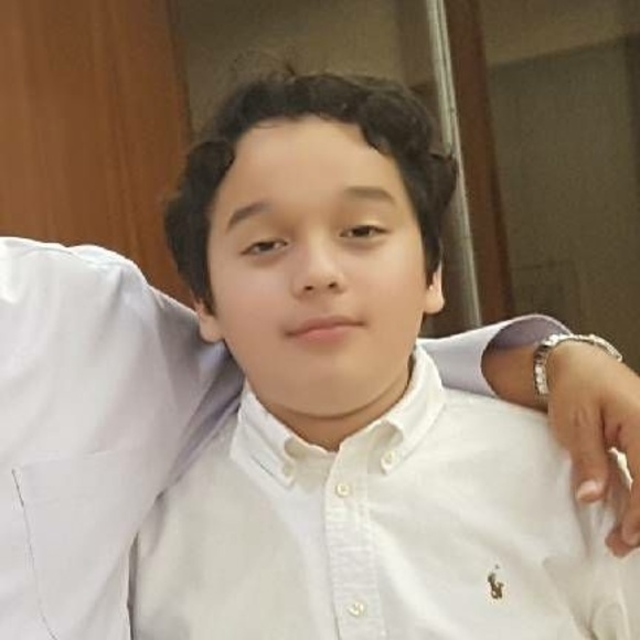 Profile Picture of Mark Perez (@markperez651) on Poshmark