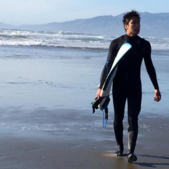 Profile Picture of Kenny Lam (@aznvampirate) on Poshmark