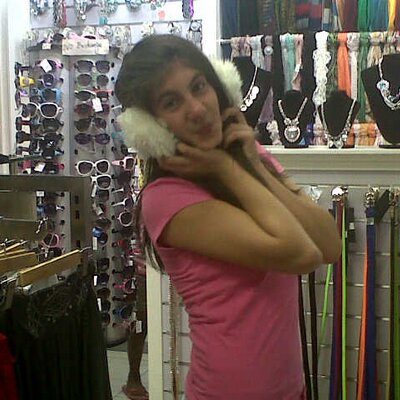 Profile Picture of Arnel Smith (@NellArnellie) on Twitter