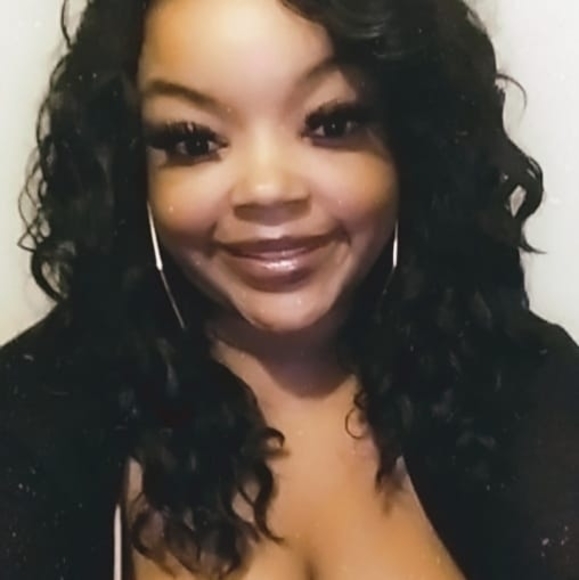 Profile Picture of Marshala Winters (@marshalawinters) on Poshmark