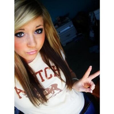 Profile Picture of Mia McClain (@mia_mcclain) on Twitter