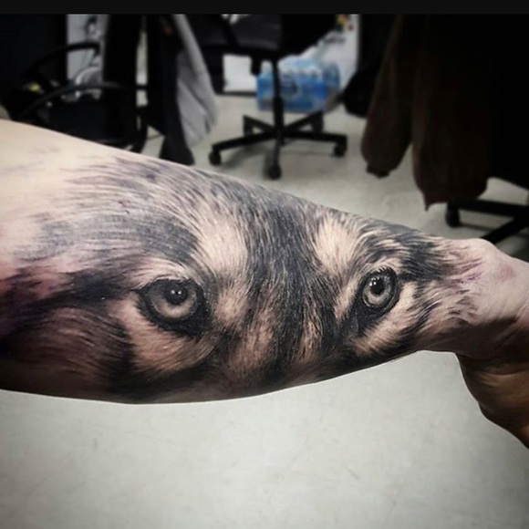 Profile Picture of Darius Lofton (@lofton17) on Poshmark