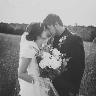 Profile Picture of Sarah Nichole Sharp (@SarahNSharp_) on Twitter