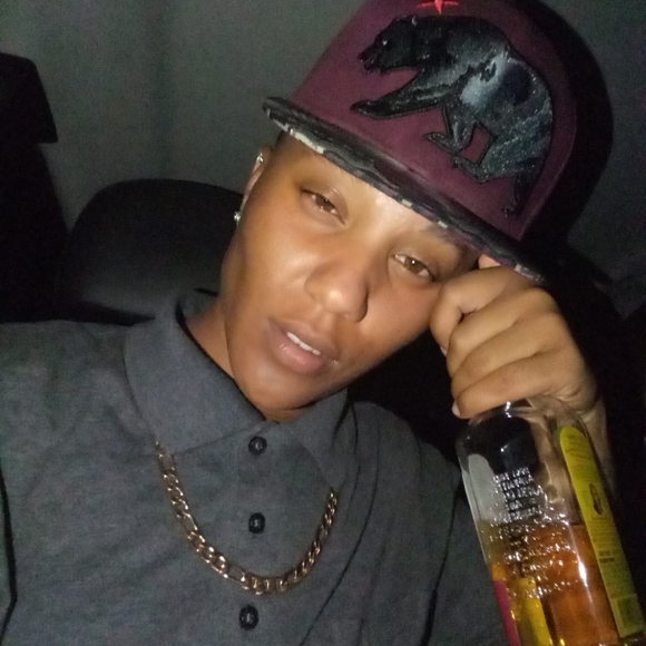 Profile Picture of Kiki Caradine (@kikitn93leo) on Poshmark