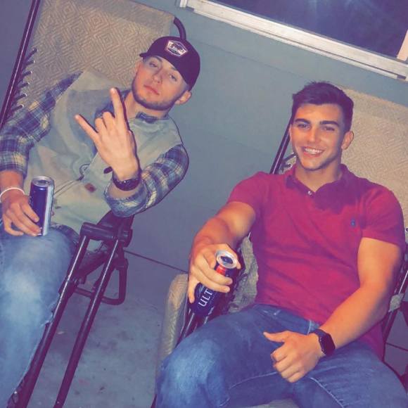 Profile Picture of James Copeland (@iitzjames) on Poshmark