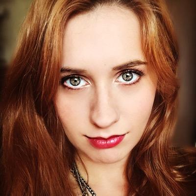 Profile Picture of Katelyn Glenna (@katelynglenna) on Twitter