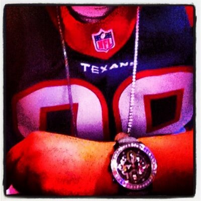 Profile Picture of Bryce Hogan (@ComHtown) on Twitter