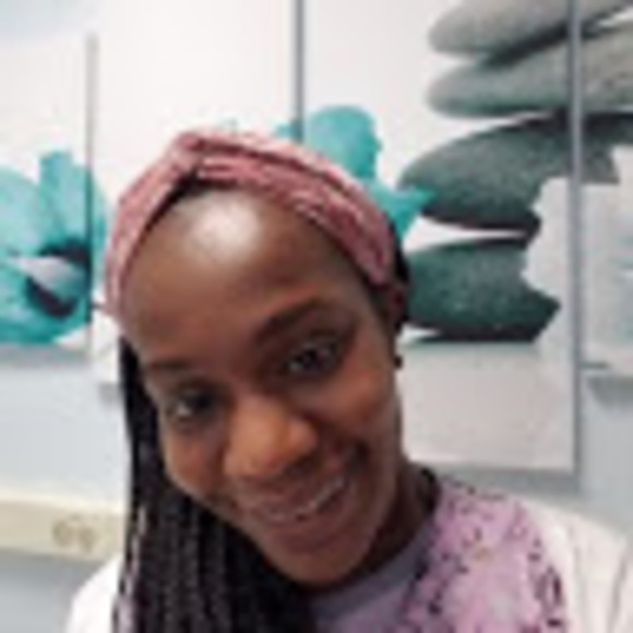 Carline Voltaire - Poshmark Profile Picture of Carline Voltaire (@tifienne) on Poshmark