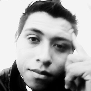 Profile Picture of Aaron Feliciano (@aaron102621) on Twitter