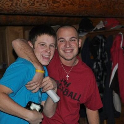 Profile Picture of Derek Gagne (@DGag_52) on Twitter