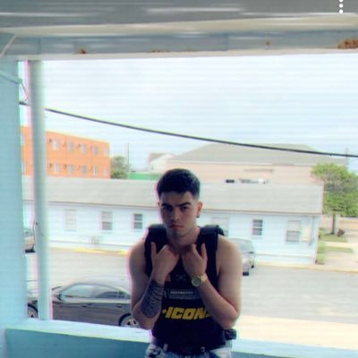 Profile Picture of Robert Tuffy (@RobertTuffy26) on Twitter