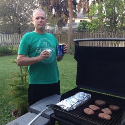 Profile Picture of Kenneth Rossi (@kjjrossi) on Twitter