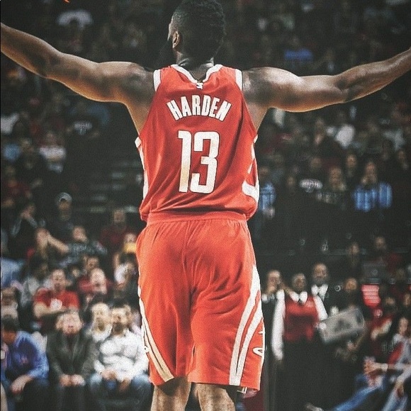 Profile Picture of Saikrishna Jayaraman (@leafcat2634) on Poshmark