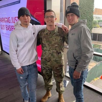 Profile Picture of 97 (@LeapJeff) on Twitter