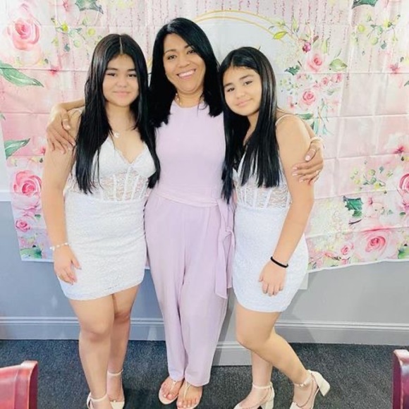 Profile Picture of Rosa Uceda (@rosauceda1977) on Poshmark