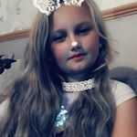 Profile Picture of Roxanne wall (@roxannew18) on Instagram