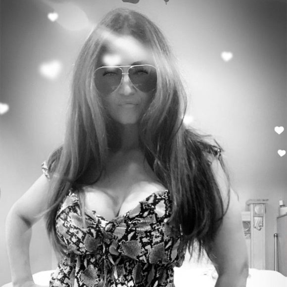 Profile Picture of Adrina Smith (@jessjay81) on Poshmark