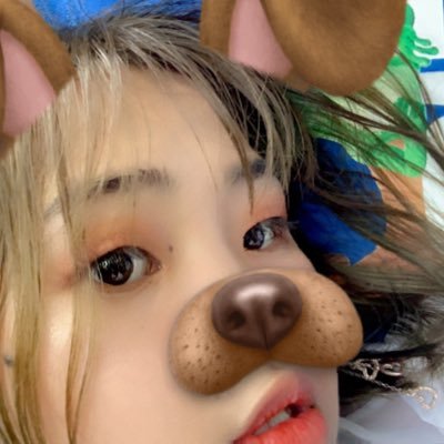 Profile Picture of Clrxx10 (@trinh_claire) on Twitter