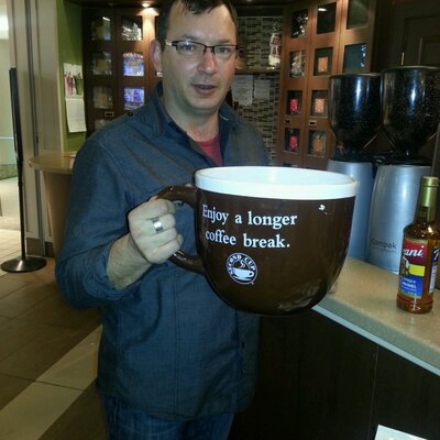 Profile Picture of Ian Comeau (@icomeau) on Twitter