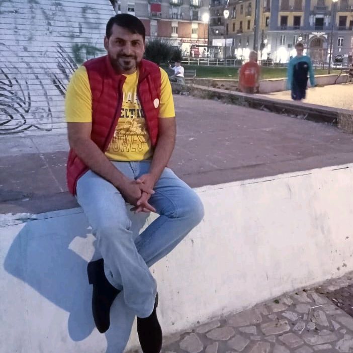 Profile Picture of farooq akbar (@@farooqakbar15) on Tiktok